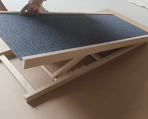 Verstellbarer Loopplank für Honden van Hout, Anti-Rutsch-Oberfläche und kompaktes Design für Bergen – PawRampEase